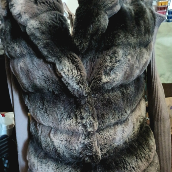 ANTONIO MELANI Jackets & Blazers - Faux Fur NWT Antonio Melani Collared Vest